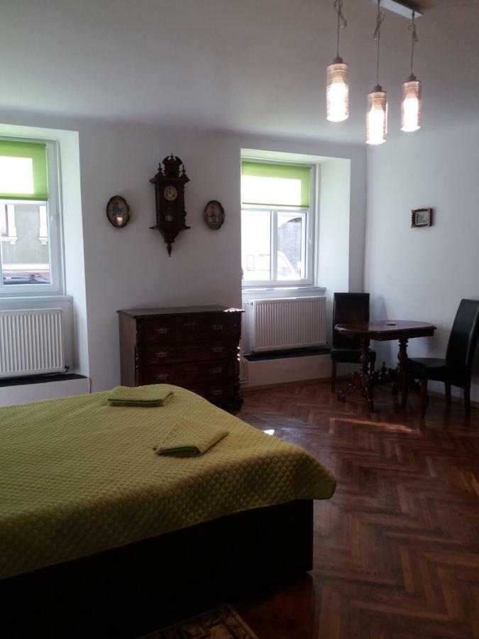 Charming Downtown Studio Brassó Kültér fotó